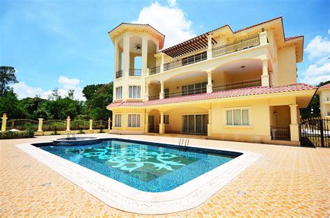 Fontana Hotel And Villas .
